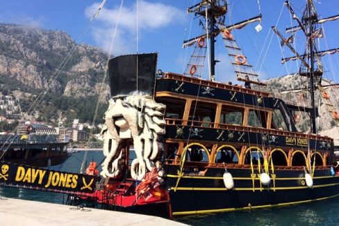 Marmaris Pirate Boat