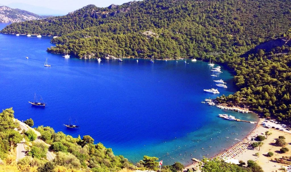 Which sea is Marmaris on